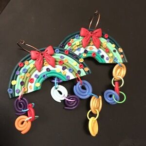 Handcrafted
Multi colored bow rainbows